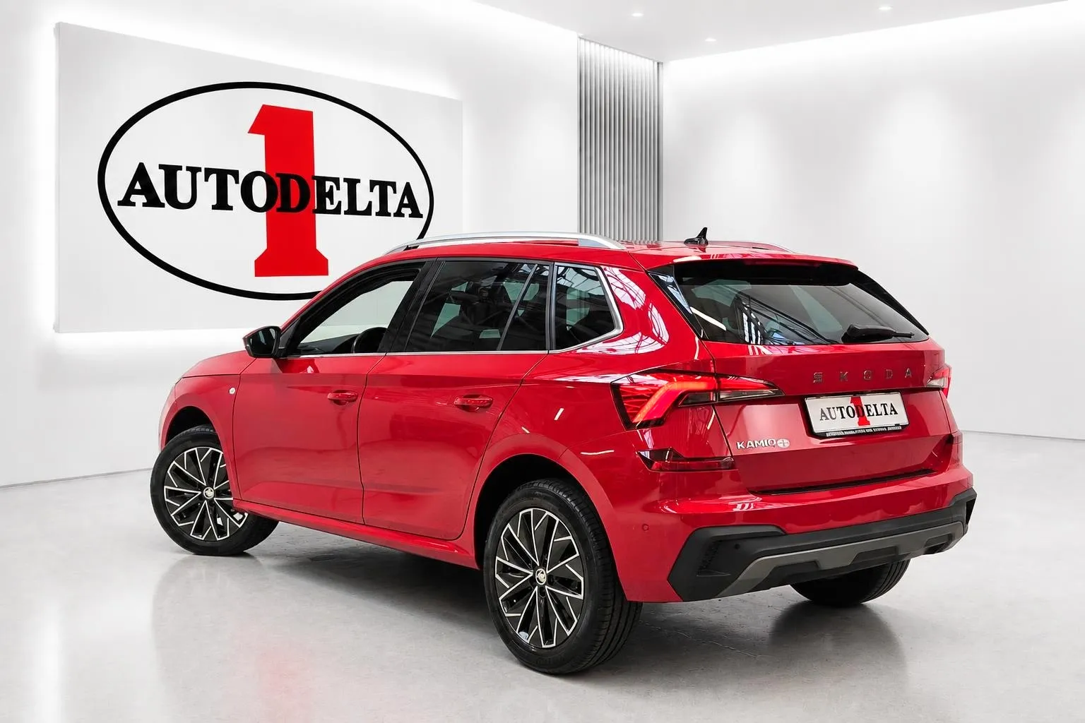 Zunanja slika - Škoda Kamiq - 1.5 TSI ACT Selection DSG - 4