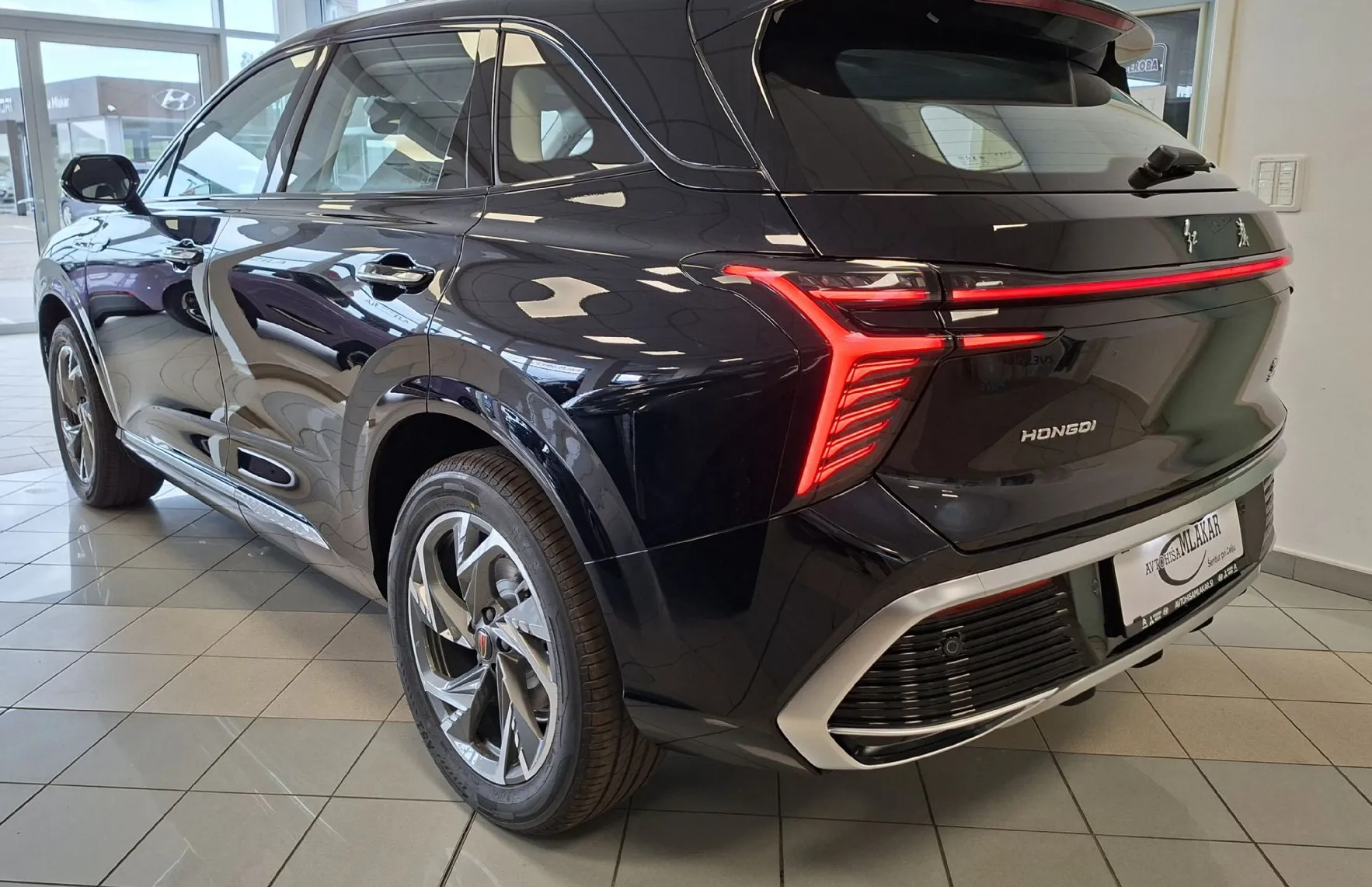 Zunanja slika - Hongqi HS3 - 1.5T 2WD DCT - VOZILO NA ZALOGI - 3