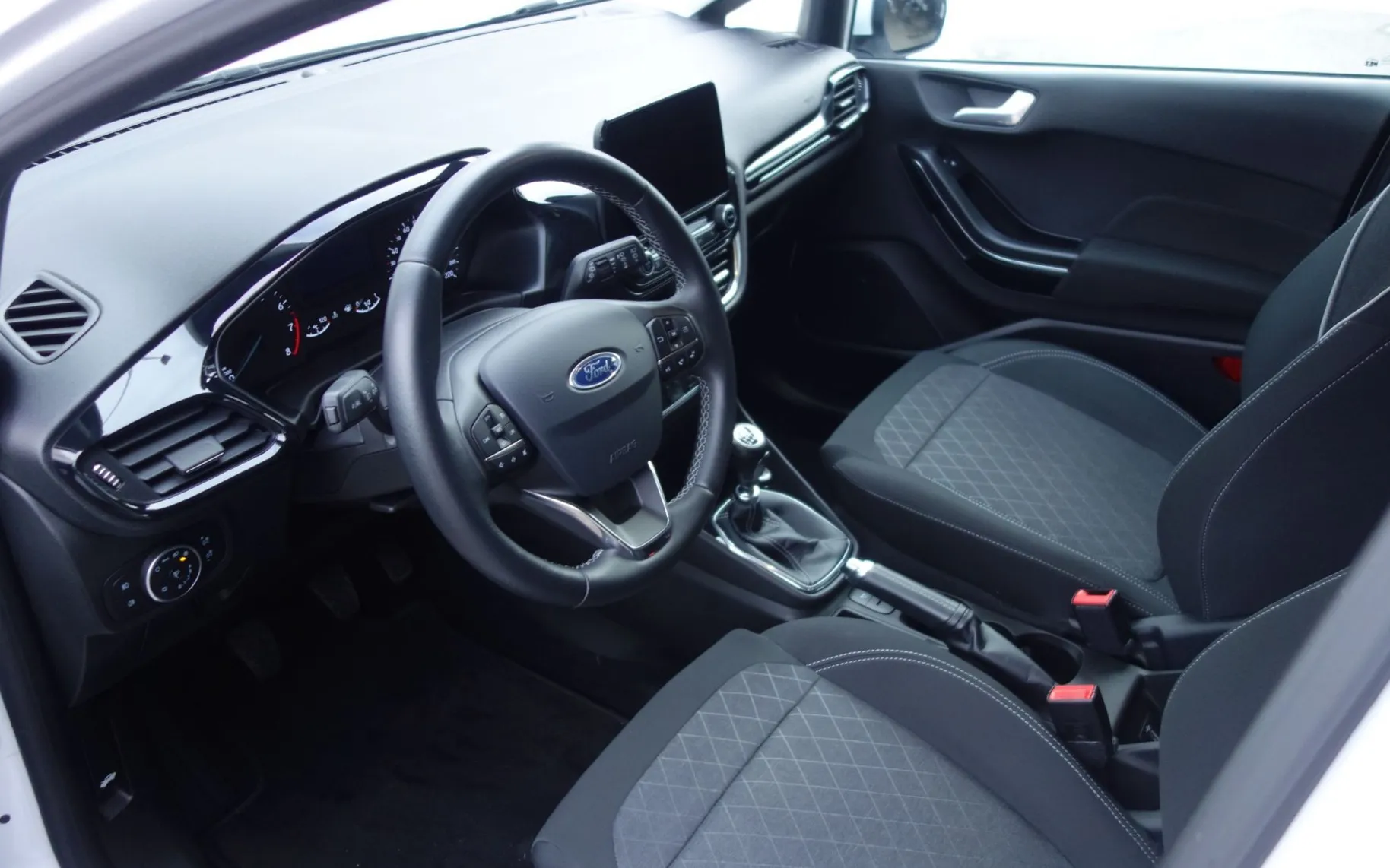 Zunanja slika - Ford Fiesta - 1.0 EcoBoost 63kW S S ACTIVE - 6