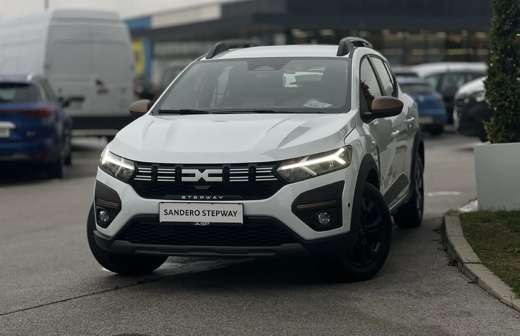 Zunanja slika - Dacia Sandero - 1.0 TCe 110 Stepway Extreme - 3