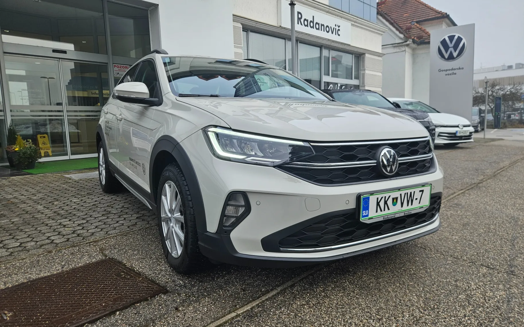 Zunanja slika - Volkswagen Taigo - 1.0 TSI 4ALL 85kW - 1