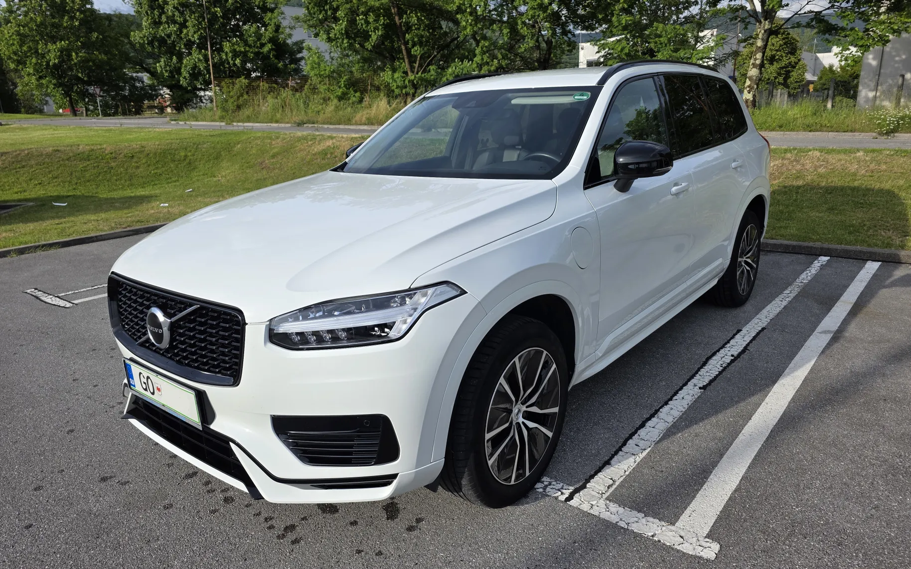 Zunanja slika - Volvo XC90 - T8 Recharge Twin Engine R-Design Expression Avt. - 1