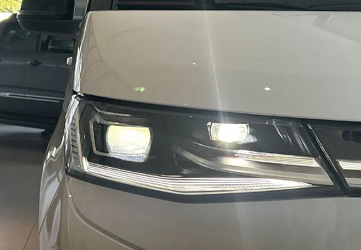 Zunanja slika - Volkswagen Multivan - Edition 2.0 TDI DSG-ZALOGA-EASY OPEN-KLJUKA-USNJE - 2