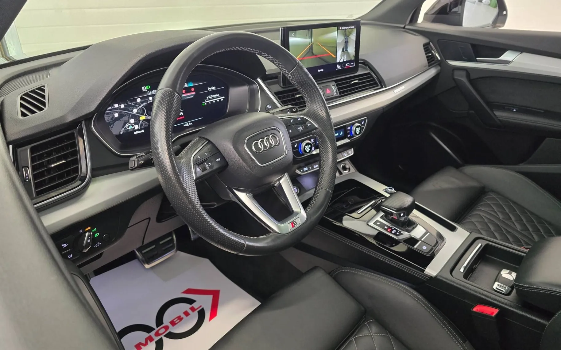Notranja slika - Audi Q5 - quattro 40 TDI Advanced S tronic S-line - 9