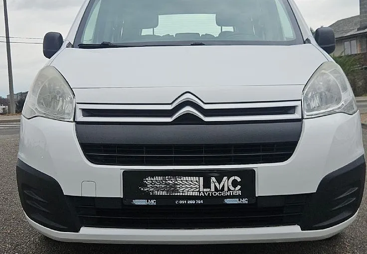 Zunanja slika - Citroën Berlingo - Feel 1.6 BlueHDi 99ks °1-LASTNIK° °NAVIGACIJA° - 2