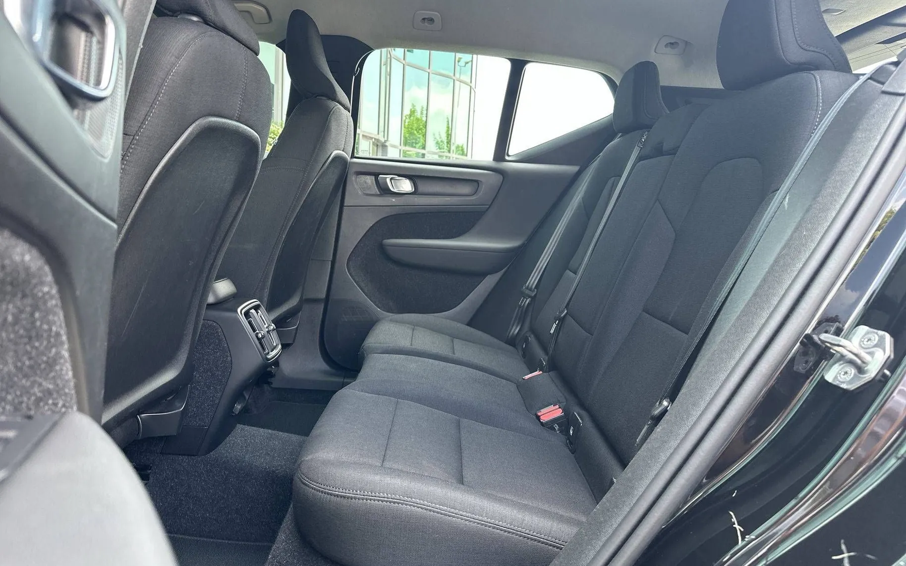 Notranja slika - Volvo XC40 - T3 Momentum Avt... - 11