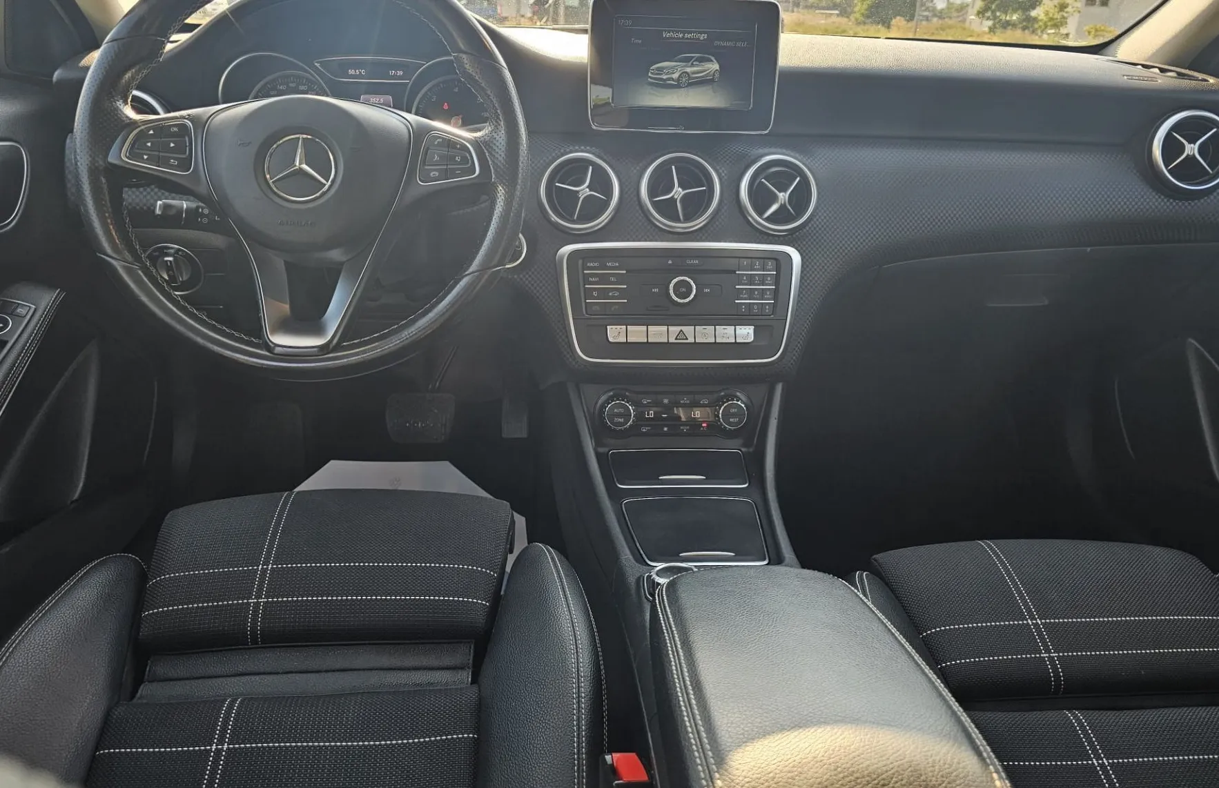 Zunanja slika - Mercedes-Benz A-Razred - A 200d Avtomatik Avantgarde SPORT - 9