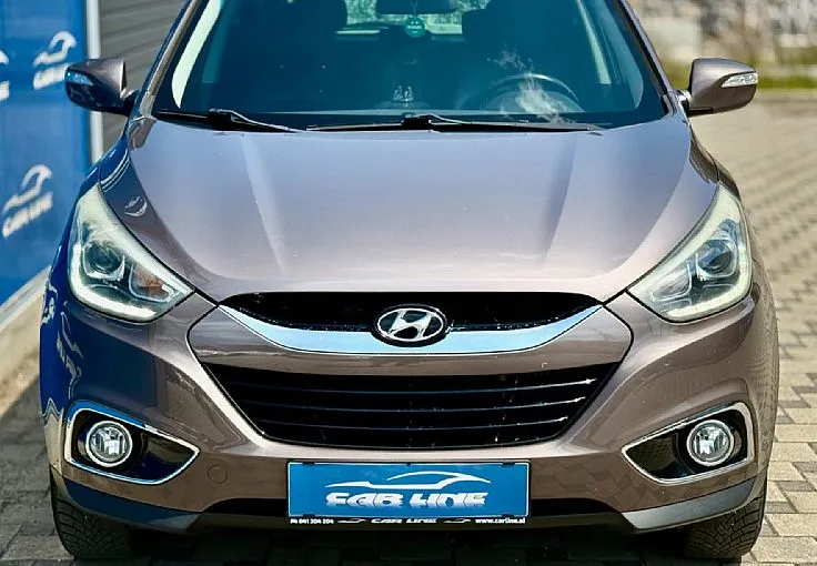 Zunanja slika - Hyundai ix35 - 4WD 2.0 CRDi - 2
