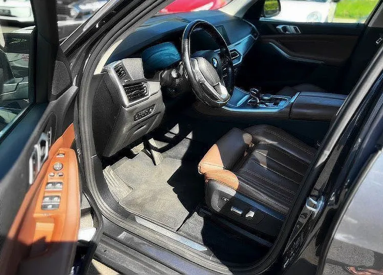 Zunanja slika - BMW X5 - serija : xDrive30d - Memory-Navi- Usnje- - 5