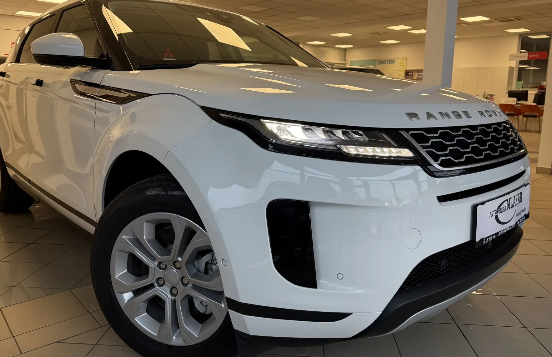 Zunanja slika - Land Rover Range Rover Evoque - 2.0 TD4 DYNAMIC 4WD AUT. -1.LASTNIK-LED-NAVI-K - 1