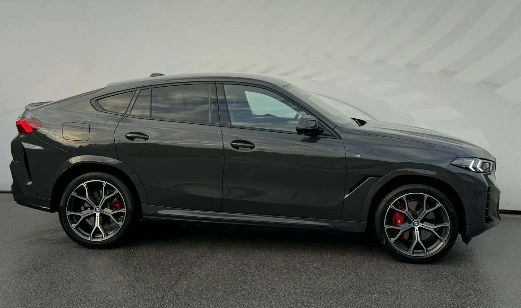 Zunanja slika - BMW X6 - serija : 3.0XD-M PAKET-ZRAČNO-LASER-ACC-KEYLES-360KAMERA- - 4