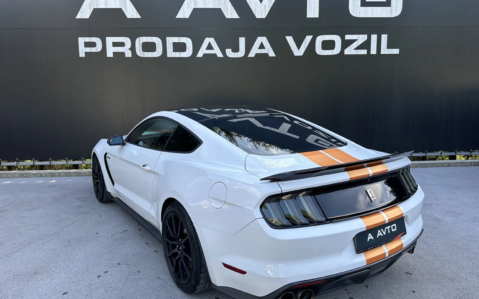 Zunanja slika - Ford Mustang - SHELBY 5.2 V8 FPC 533KS - ATRAKTIVEN - 5