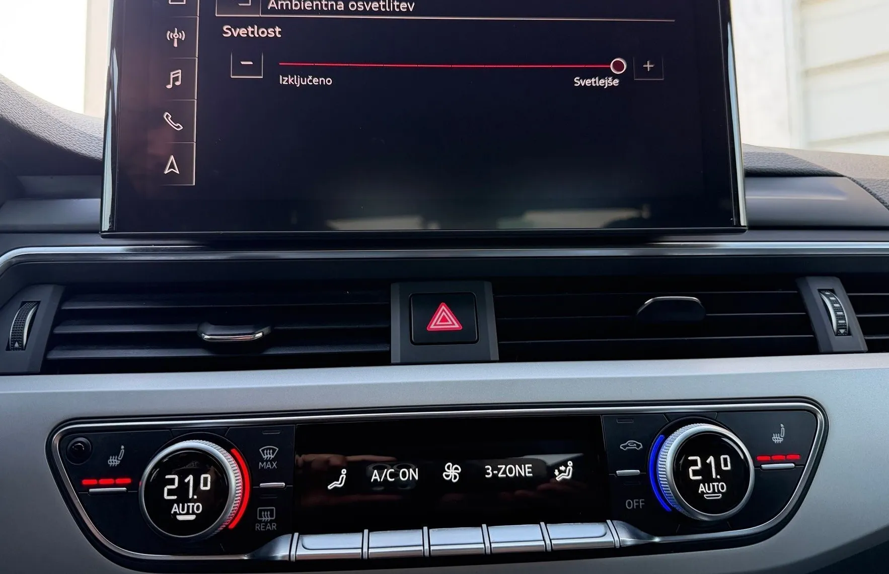Zunanja slika - Audi A4 - 40 TDI S tronic advanced-Usnje-ACC-PDC-Navigacija. - 19