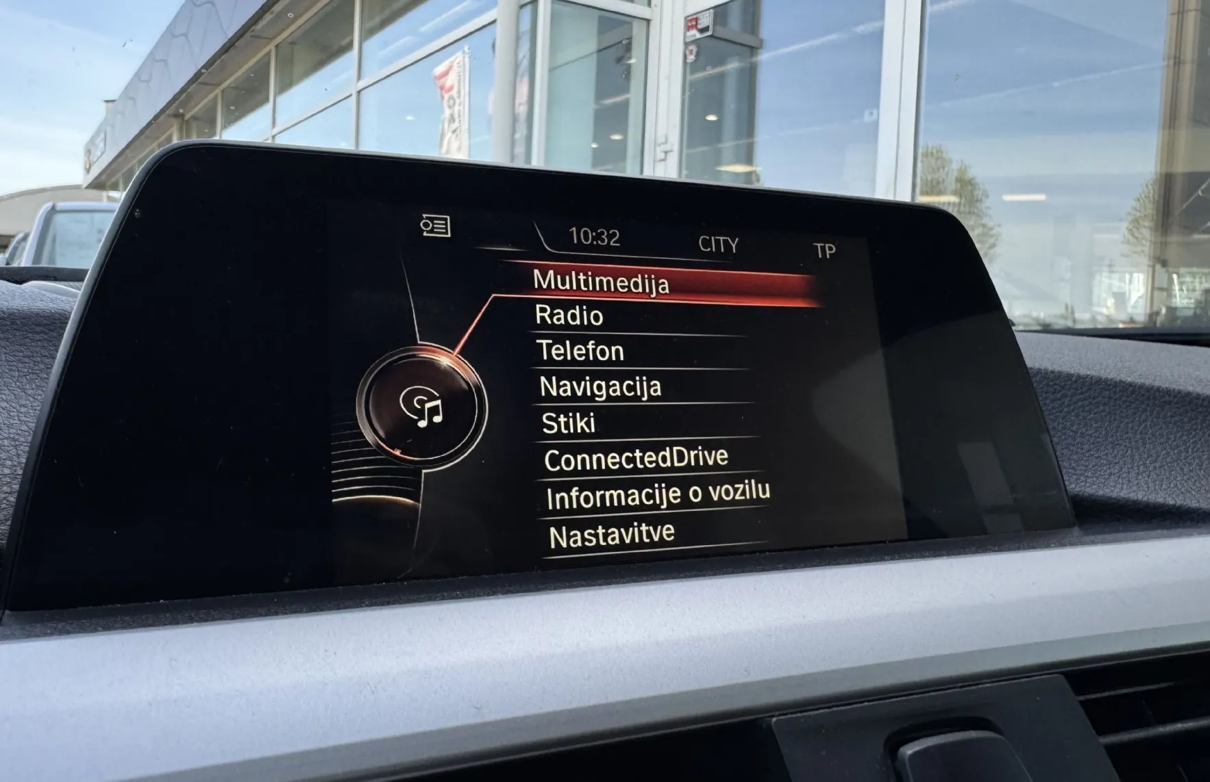 Zunanja slika - BMW Serija 3 - Touring: 318d AUT alu-pdc-navi-acc-gretje sedežev-servis - 8