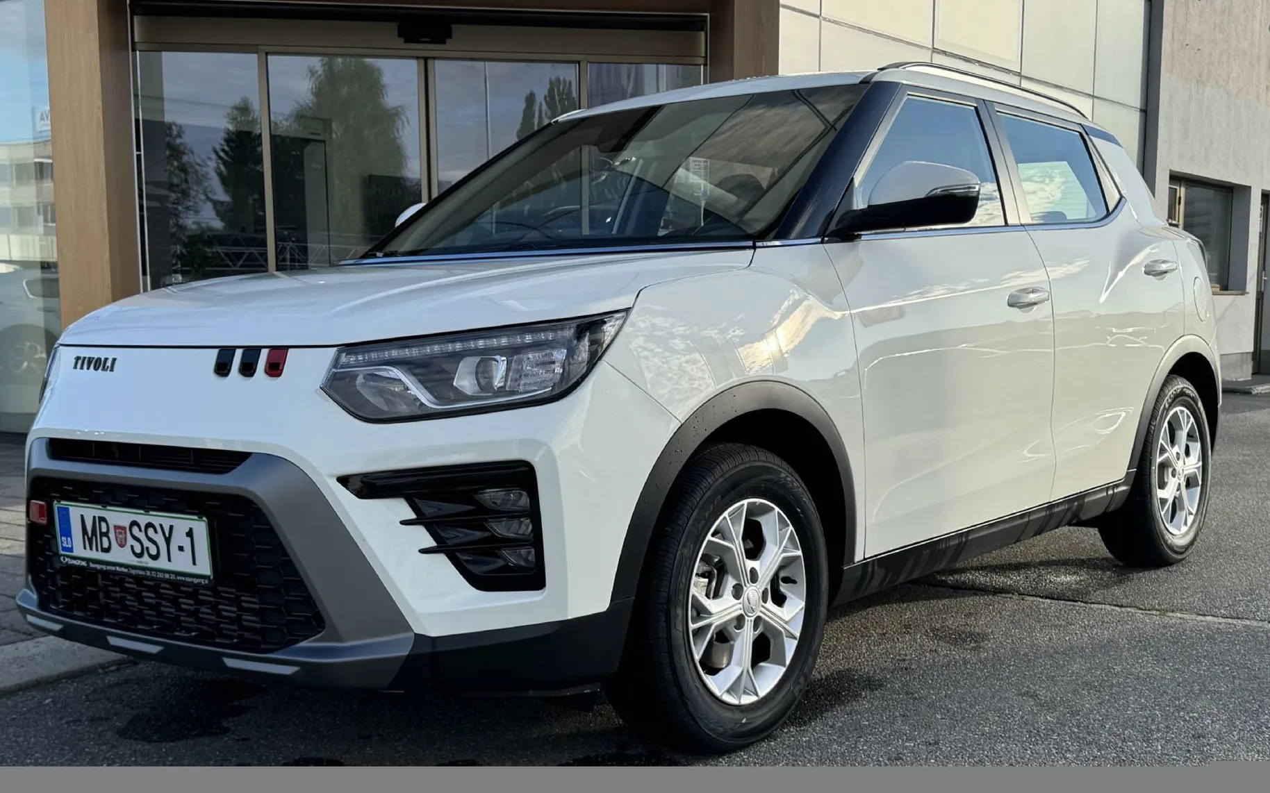 Zunanja slika - KG Mobility Tivoli - 1.5 GDI-T Fresh A T - 1