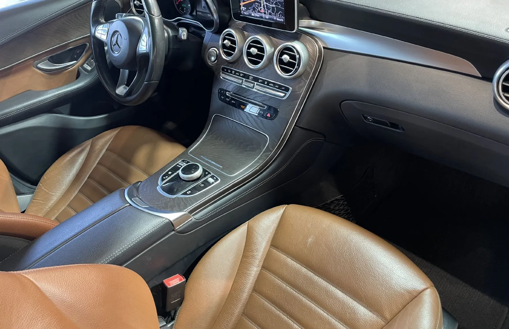 Zunanja slika - Mercedes-Benz GLC-Razred - GLC coupe GLC350e-4MATIC-360KAMERA-EXCLUSIVE-PANO-USNJE-LED - 10