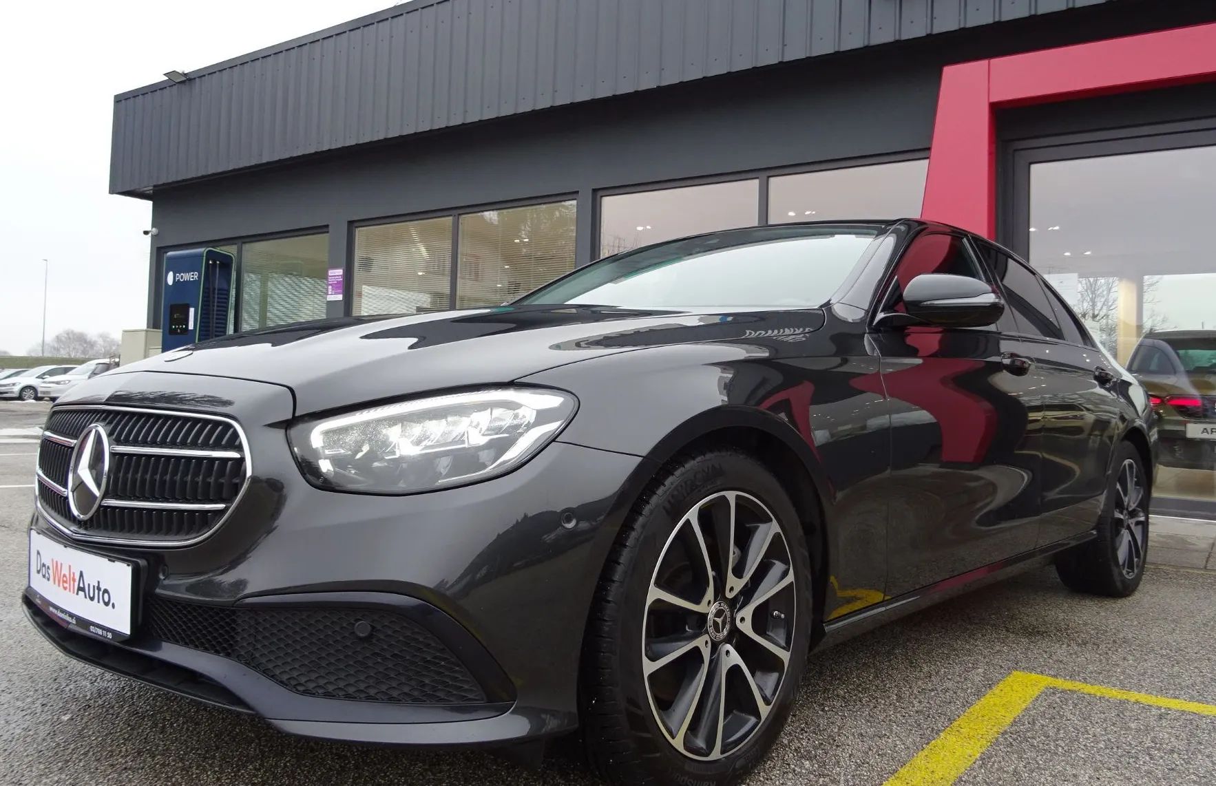 Zunanja slika - Mercedes-Benz E-Razred - E 220 d 9G TRONIC 200KM - LED - NAVI - 18 COL - - 1