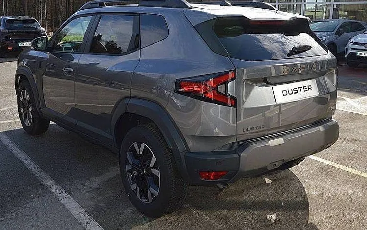Zunanja slika - Dacia Duster - hybrid 155 Extreme-MY REVISION 4 LETA 80.000KM - 5