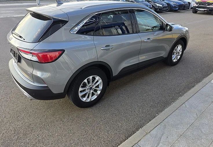 Zunanja slika - Ford Kuga - TITANIUM 1.5 MT6 - 4