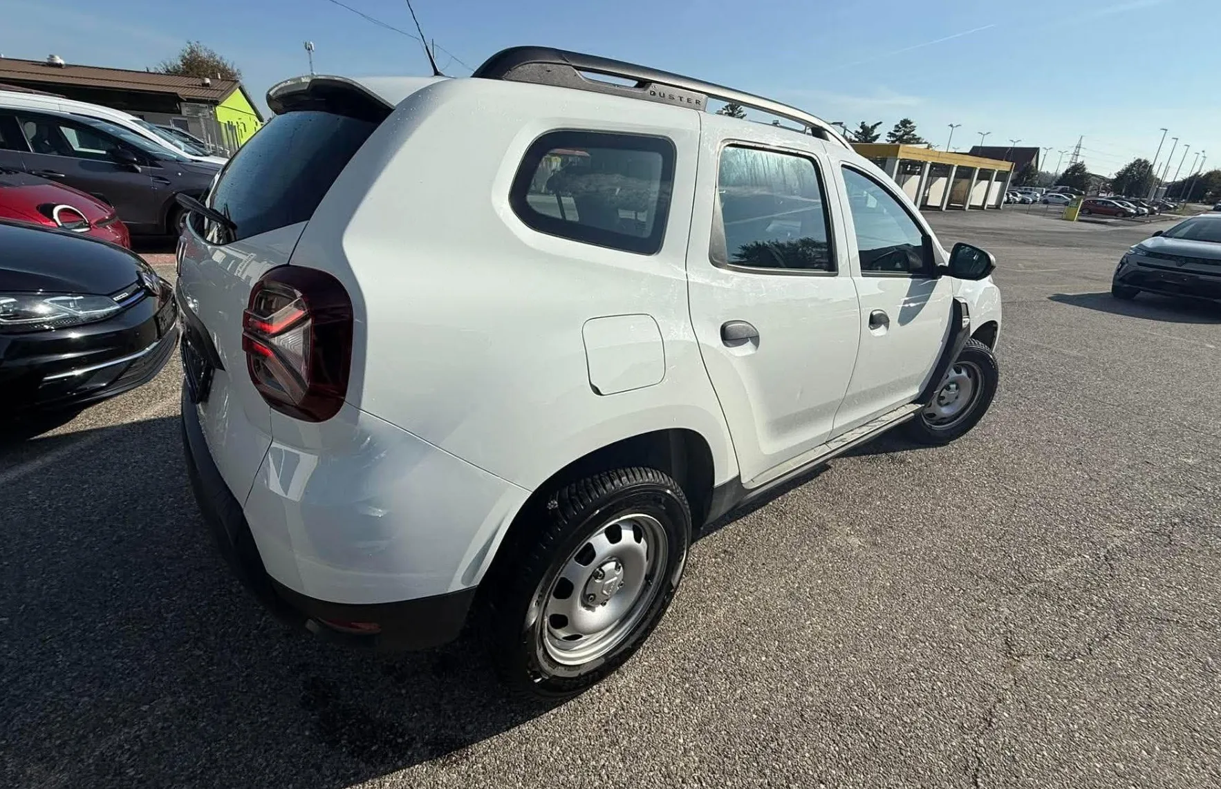 Zunanja slika - Dacia Duster - 1.0 Tce 90 Essential 1.Lastnik Slo.Vozilo - 6