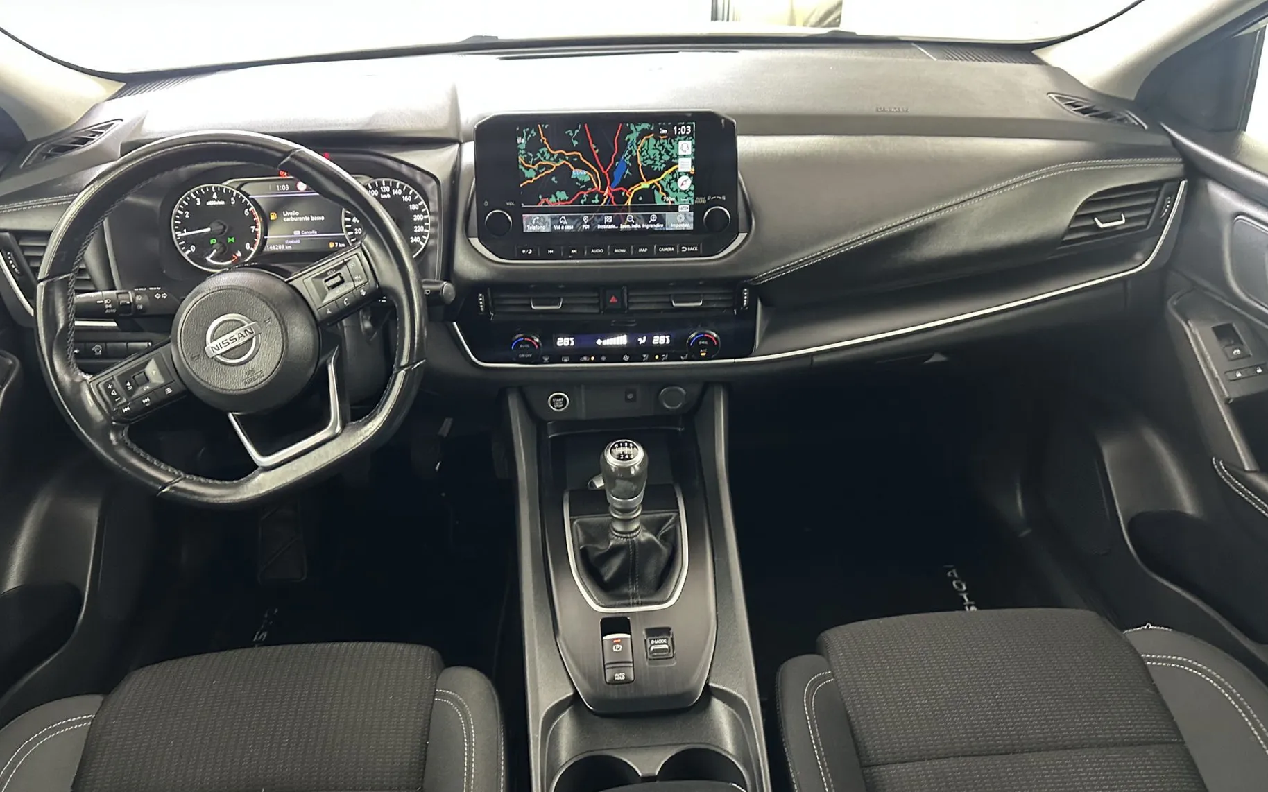 Notranja slika - Nissan Qashqai - CROSSOVER 1.3MHEV 140.NAVI.ACC.KAMERA.LED.BENCIN - 7