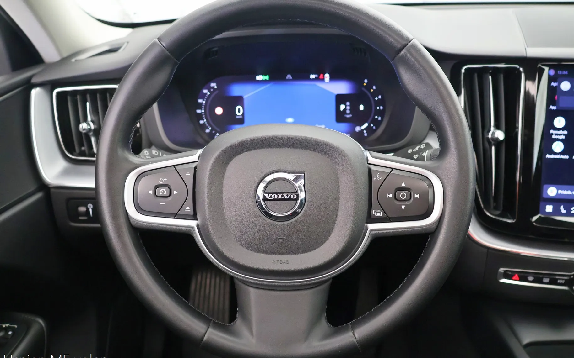 Zunanja slika - Volvo XC60 - B4D 2.0d Geartronic Essential 197KM - 8