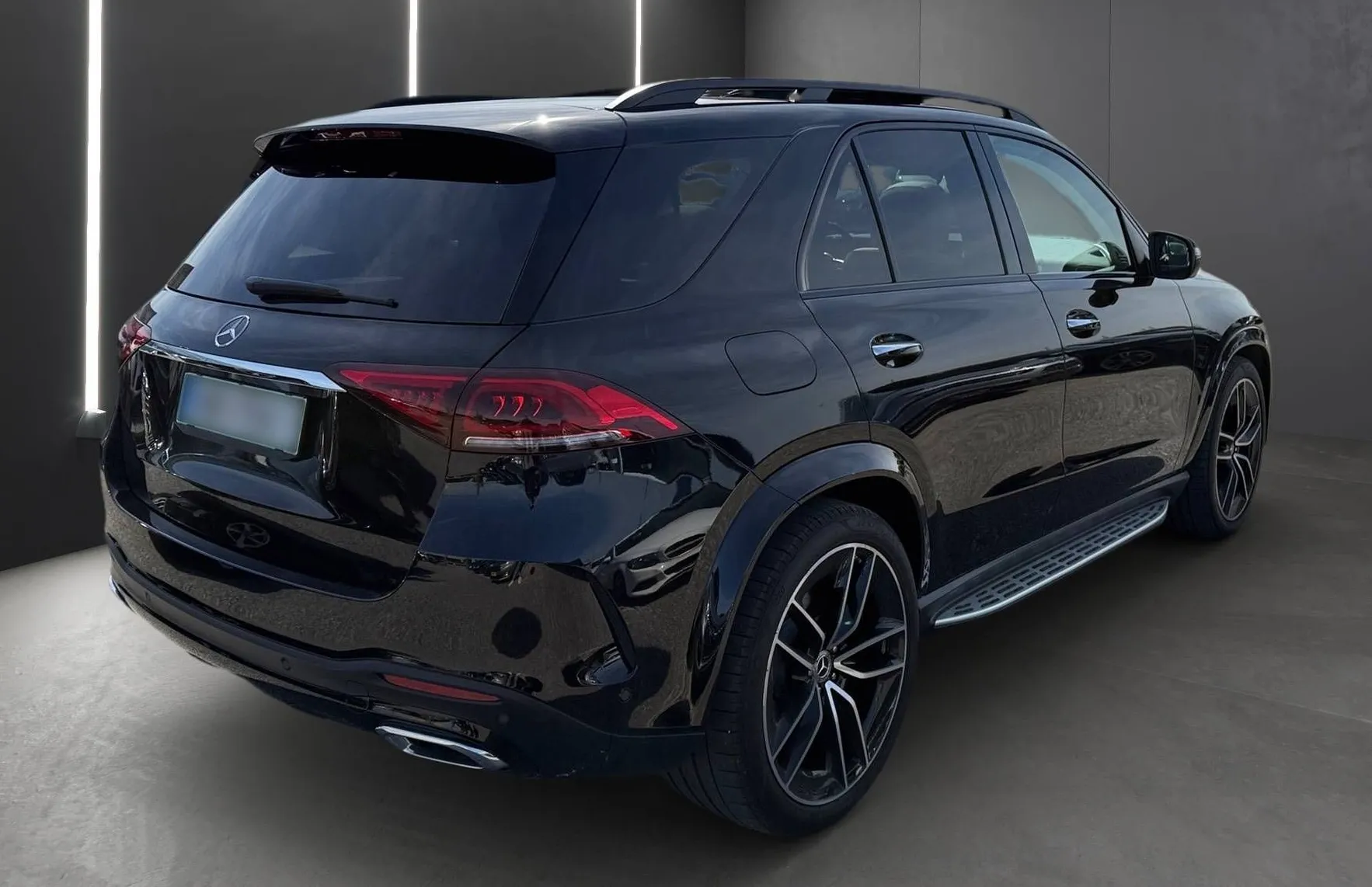 Zunanja slika - Mercedes-Benz GLE-Razred - GLE 400d 4MATIC AMG ACC FUL LED ZRAČNO HUD 360°KAM - 7