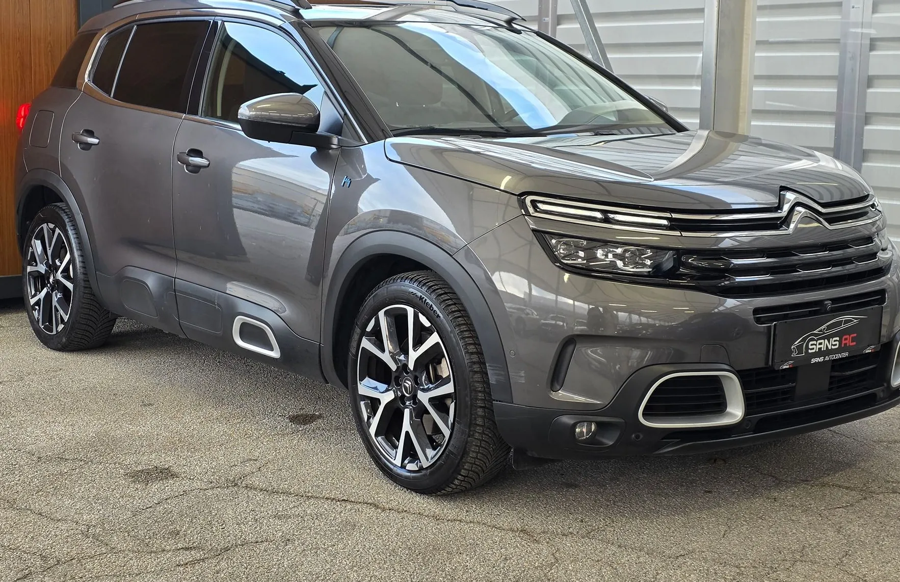 Zunanja slika - Citroën C5 Aircross - Shine Hybrid - LED - PANO - USNJE - KAMERA... - 1
