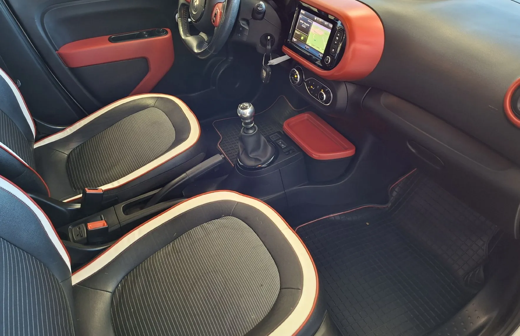 Zunanja slika - Renault Twingo - Expression Energy  GT-LED-NAVI-KAMERA-ODLIČEN- - 9