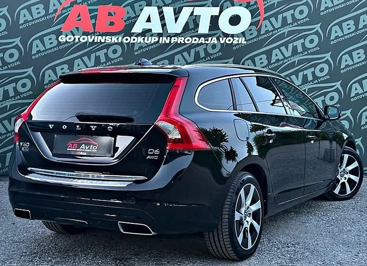 Zunanja slika - Volvo V60 - 2.4TD AWD TwinEngine Plug-in HYBRID+MAX OPREMA+4X4 - 5