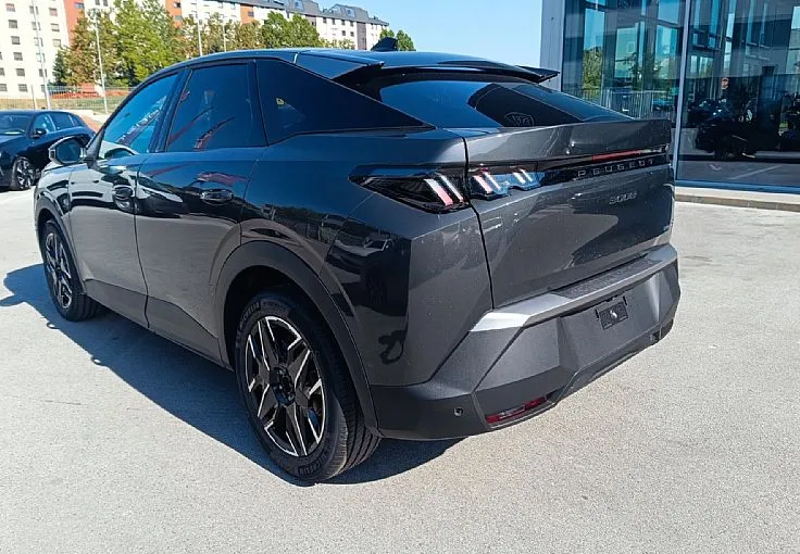 Zunanja slika - Peugeot 3008 - 1.2 MHEV  136  145 Allure Pack Avt.-ZALOGA - 4