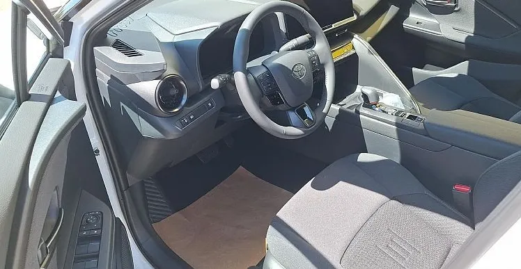 Zunanja slika - Toyota C-HR - C HR 1.8 HEV 5D E-CVT C-OOL BITONE - 10