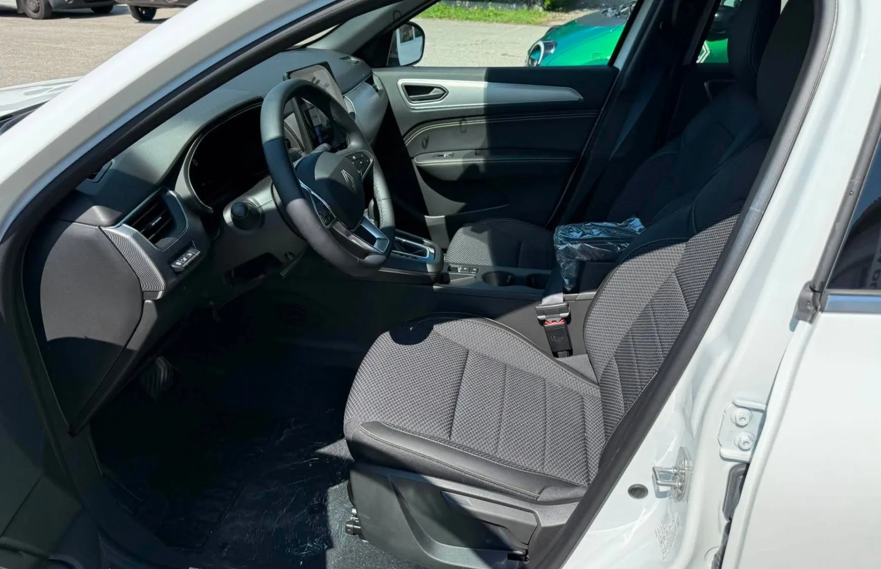 Zunanja slika - Renault Mégane Conquest - Megane Conquest 145 E-Tech Techno Avt. - 4