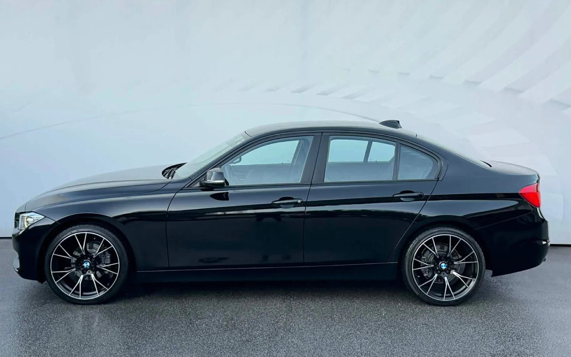 Zunanja slika - BMW Serija 3 - : 316d-169.000km-BI XENON-LIZING ZA TUJCE-ODLIČEN- - 5