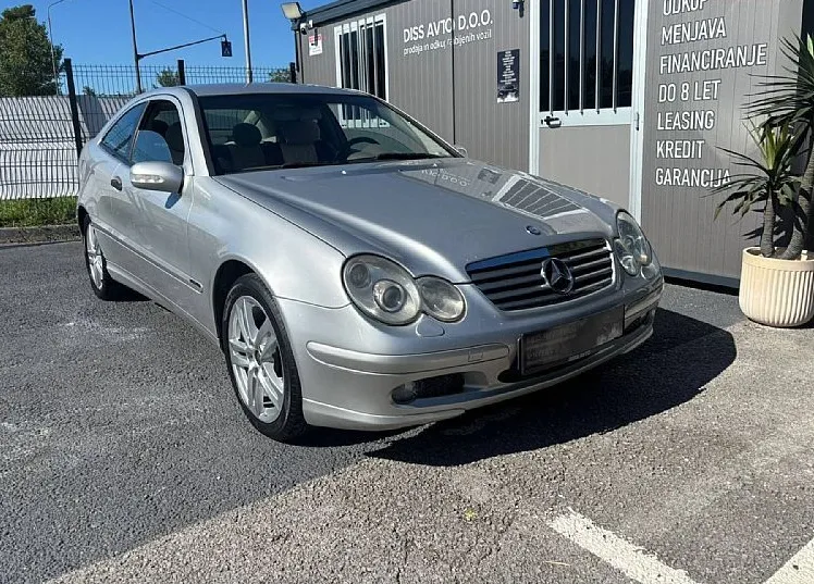 Zunanja slika - Mercedes-Benz C-Razred - C 200 OBROK 84X-42EUR NA KREDIT BREZ POLOGA... - 11