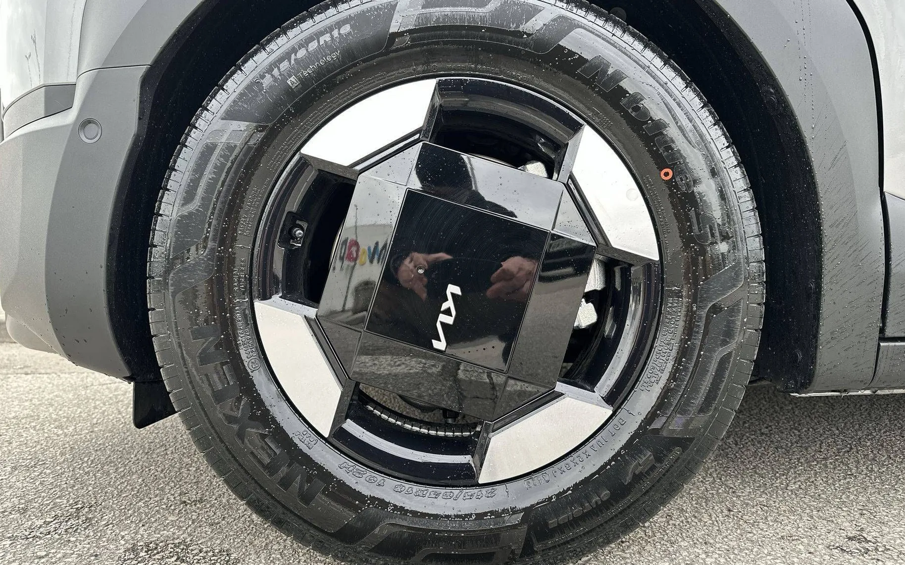 Zunanja slika - KIA PV5 - 71.2 kWh baterija 120 kW 163 KS  Quantum - 9