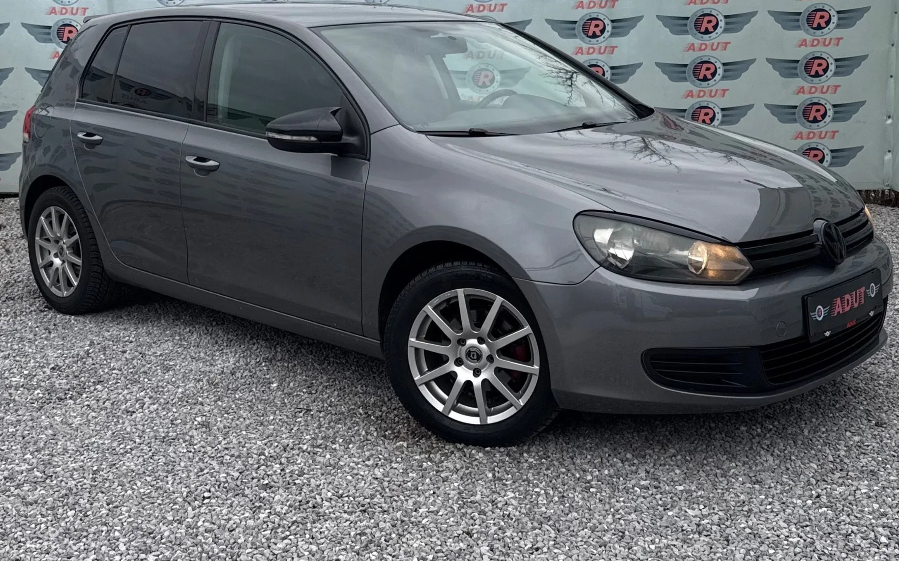 Zunanja slika - Volkswagen Golf - 1.6 TDI DPF Trendline 66  90  REDNO SERVIS... - 1