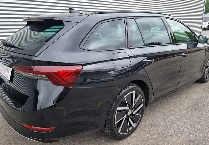 Zunanja slika - Škoda Octavia - 2.0 TDI-DSG-SPORTLINE-KEYLESS-RADAR - 3