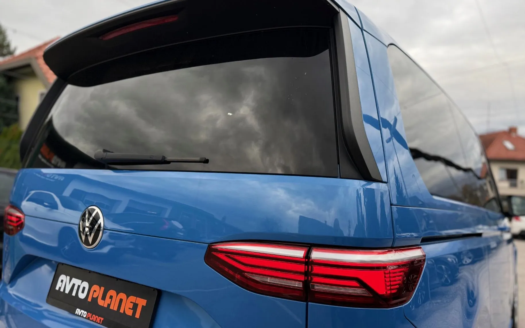 Zunanja slika - Volkswagen Multivan - T7 L2 2.0 TSI AUT. 1.LASTNIK IQ LED 7 SED. KAMERA - 12
