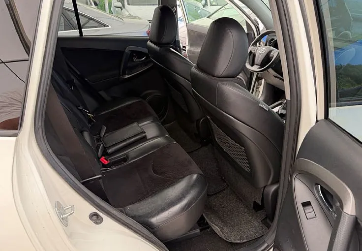 Zunanja slika - Toyota RAV4 - 4WD 2.2 D-4D Limited 1.LASTNIK LETNO JAMSTVO - 10