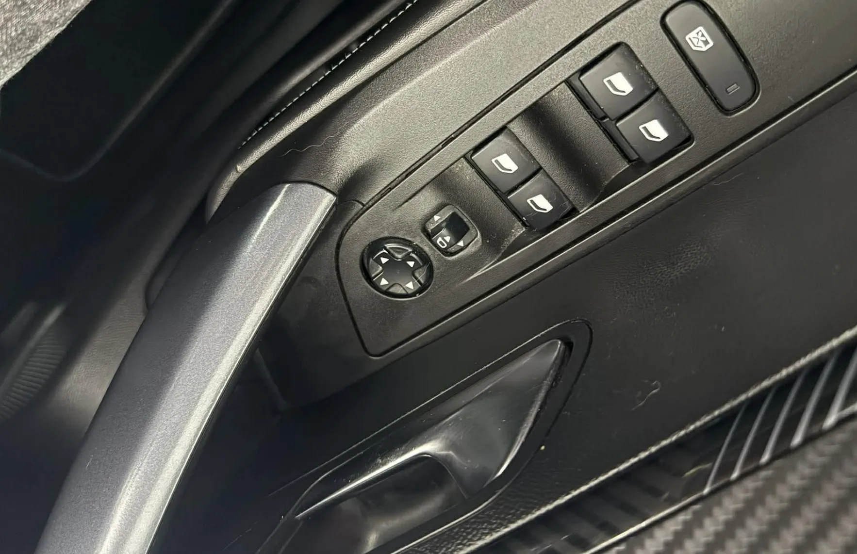 Zunanja slika - Peugeot 2008 - 1.5 BLUEHDI 130 ALLURE.KAMERA.LED.USNJE.NAVI.AUT. - 17