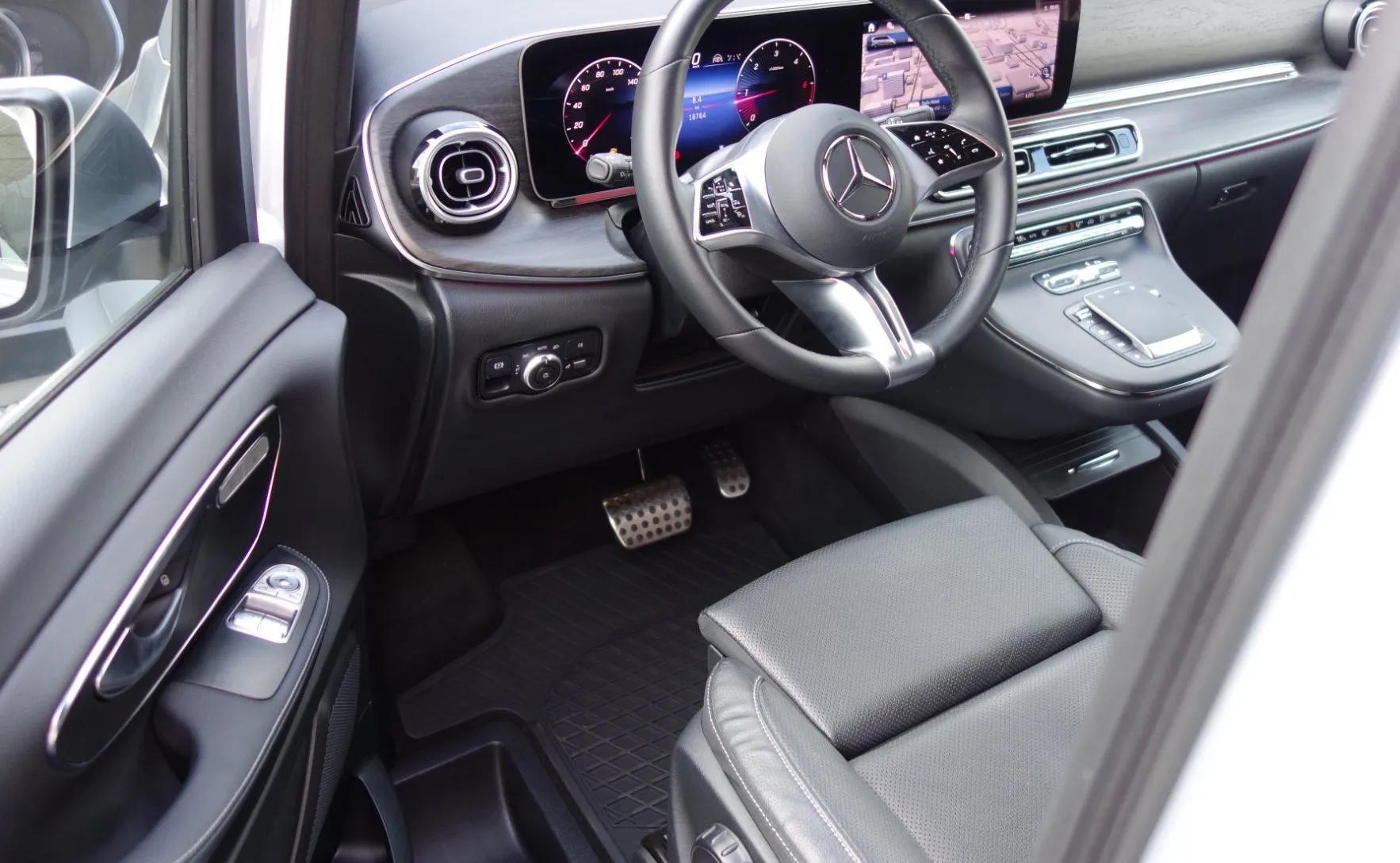 Zunanja slika - Mercedes-Benz V-Razred - V 300 d 4MATIC Style dolgi Avt. - 7