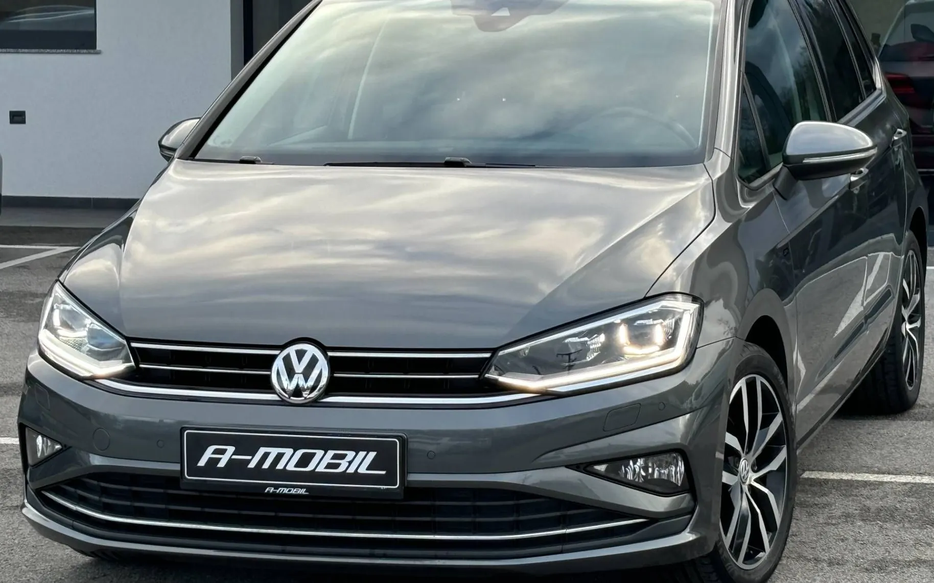 Zunanja slika - VW Golf - Sportsvan 1.0 TSI Highline FUL LED-NAVI-KAMERA-ACC - 1