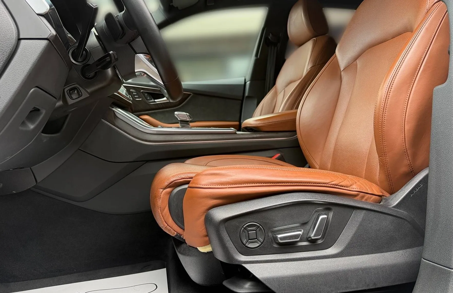 Zunanja slika - Audi Q8 - 50 TDI QUATTRO S-LINE MATRIX PERLA BELA HEAD UP - 14