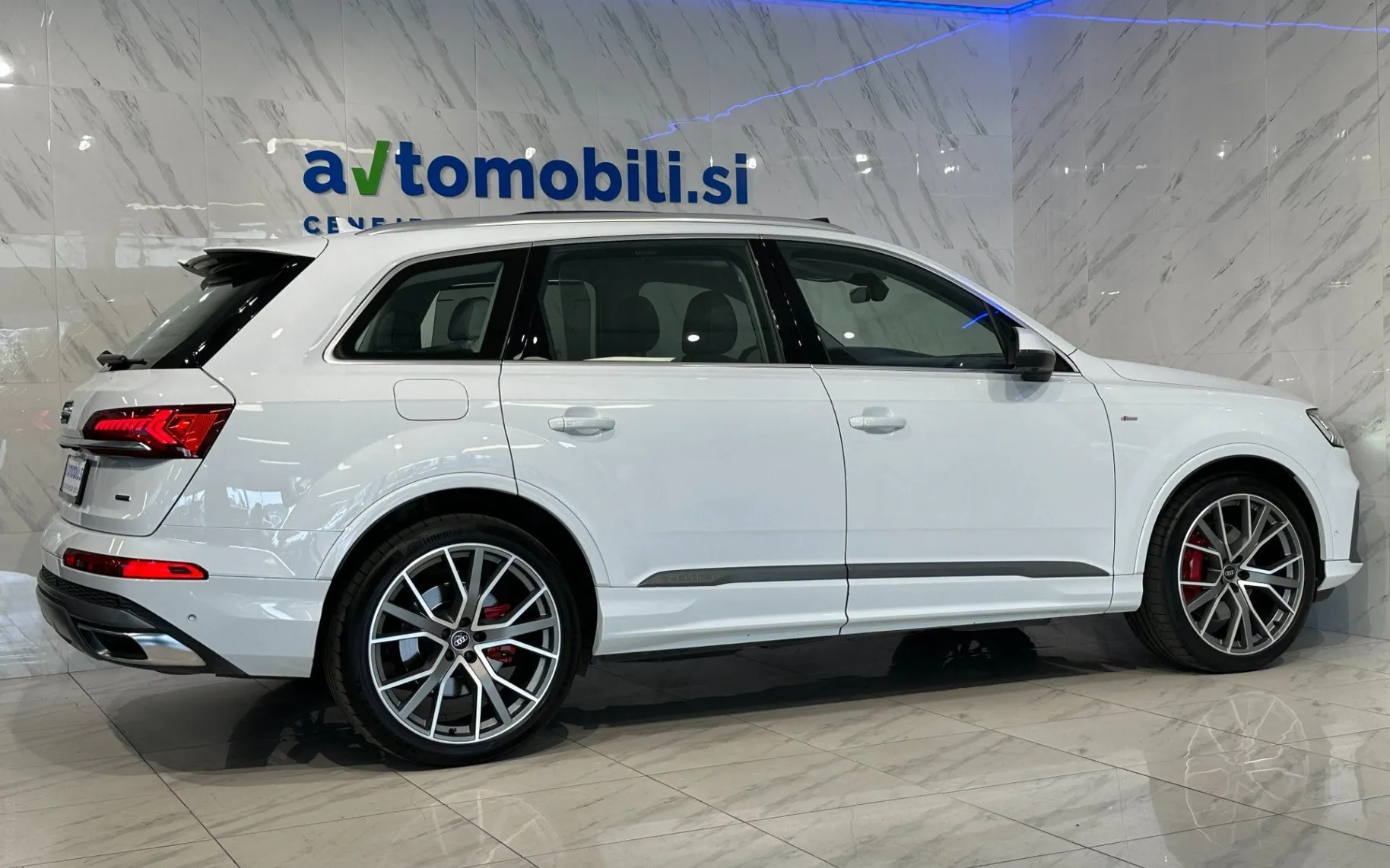 Zunanja slika - Audi Q7 - 50TDI|Q|S-Line|Pano|Air|Masaža|Hlaj|360K|4WS|HUD| - 6