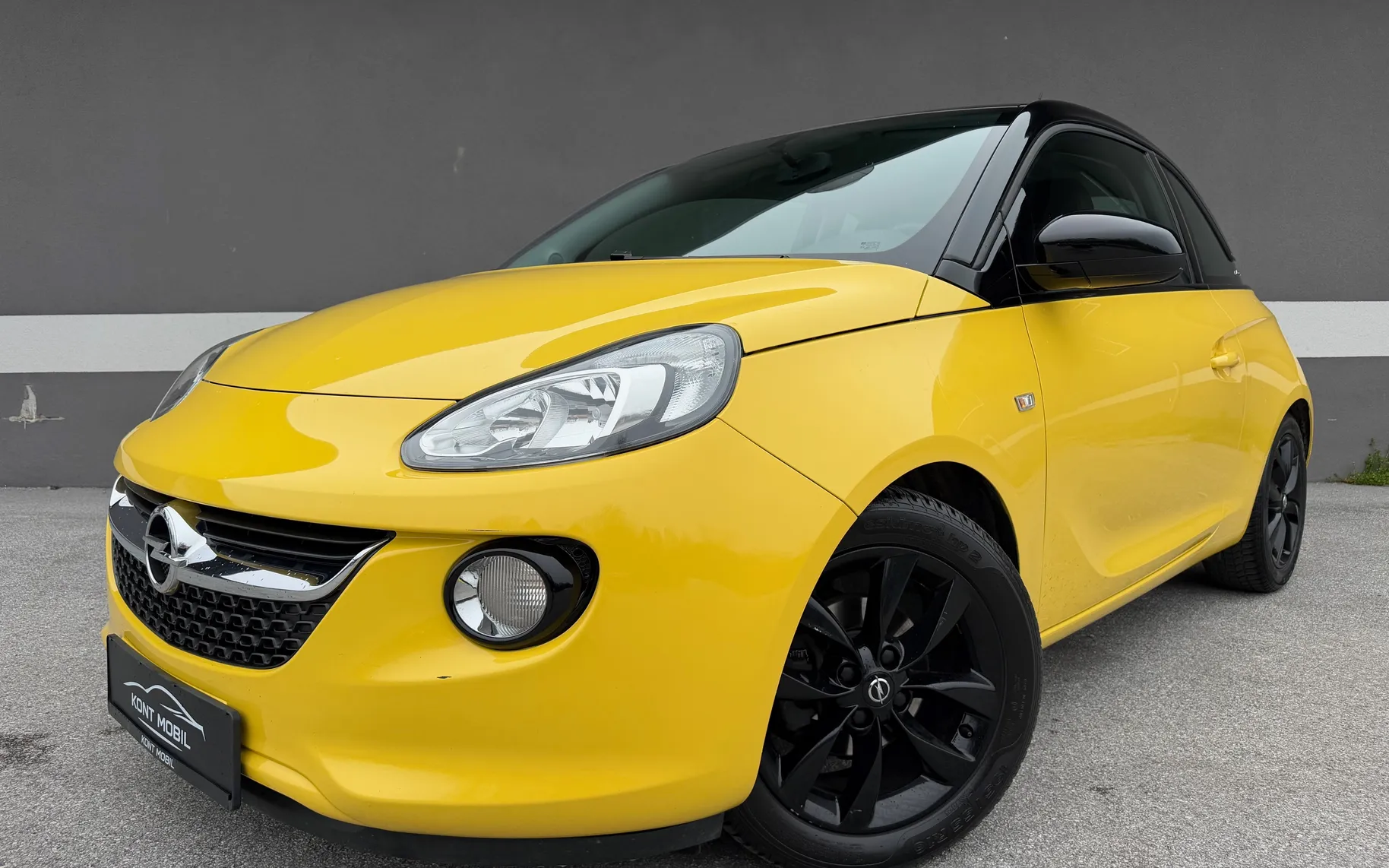 Zunanja slika - Opel Adam - 1.4 BLACK JACK • 1.LASTNICA • SLO. VOZ. • TEMPOMAT - 1