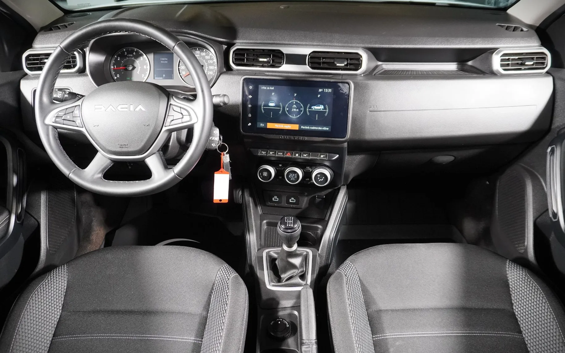 Zunanja slika - Dacia Duster - 1.5 Blue dCi 115 4x4 + SLOVENSKI + TOP - 9
