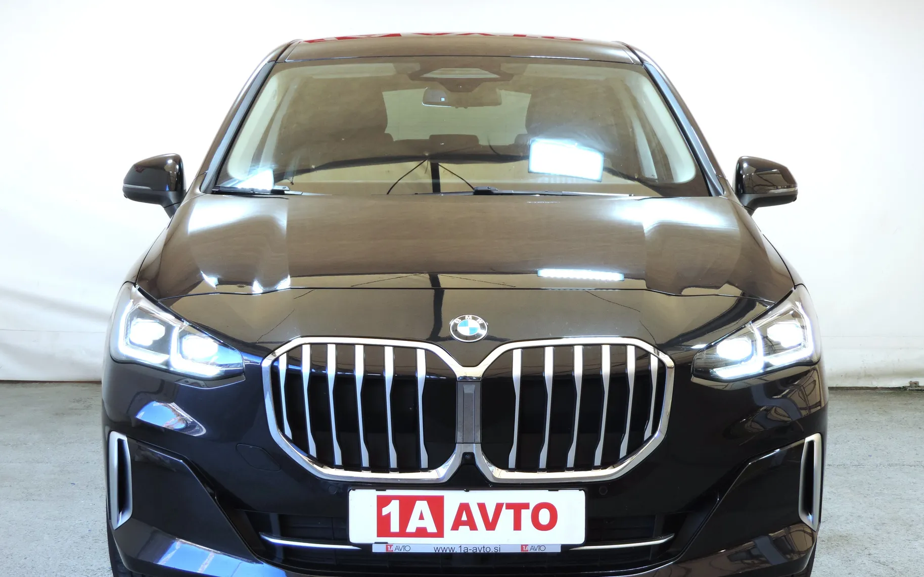 Zunanja slika - BMW Serija 2 - 220i Active Tourer Luxury Line Avt. - 2