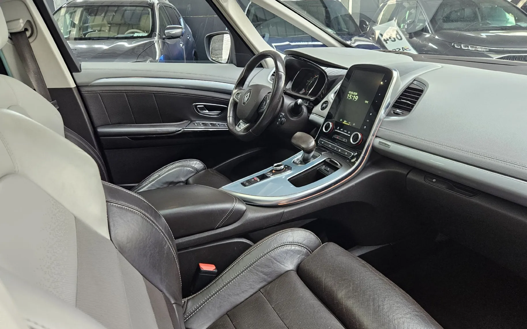 Zunanja slika - Renault Espace - Initiale Paris Energy dCi 160 EDC S S - 7
