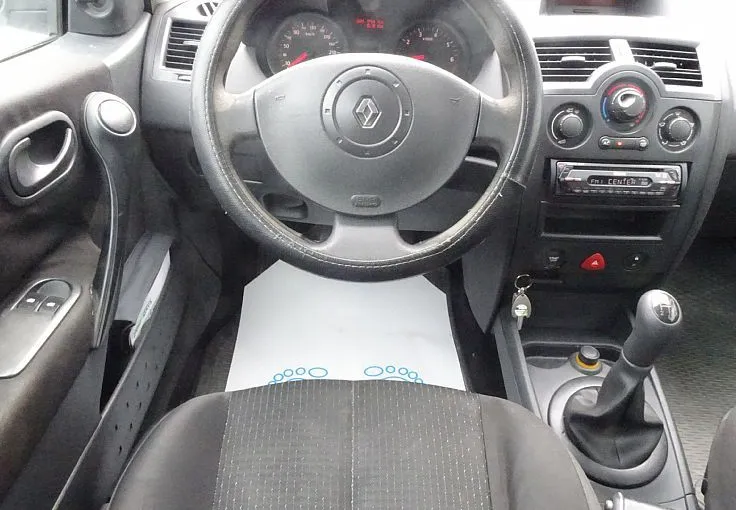 Zunanja slika - Renault Mégane - Megane 1.4 16V NA POLOŽNICE - FINANCIRANJE BREZ POLOGA - 6